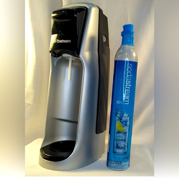 Sodastream Jet Machine Soda Maker - Picture 2 of 3